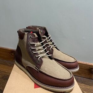 New Levi’s Leather Boots size 8 Men’s Canvas Casual Dress